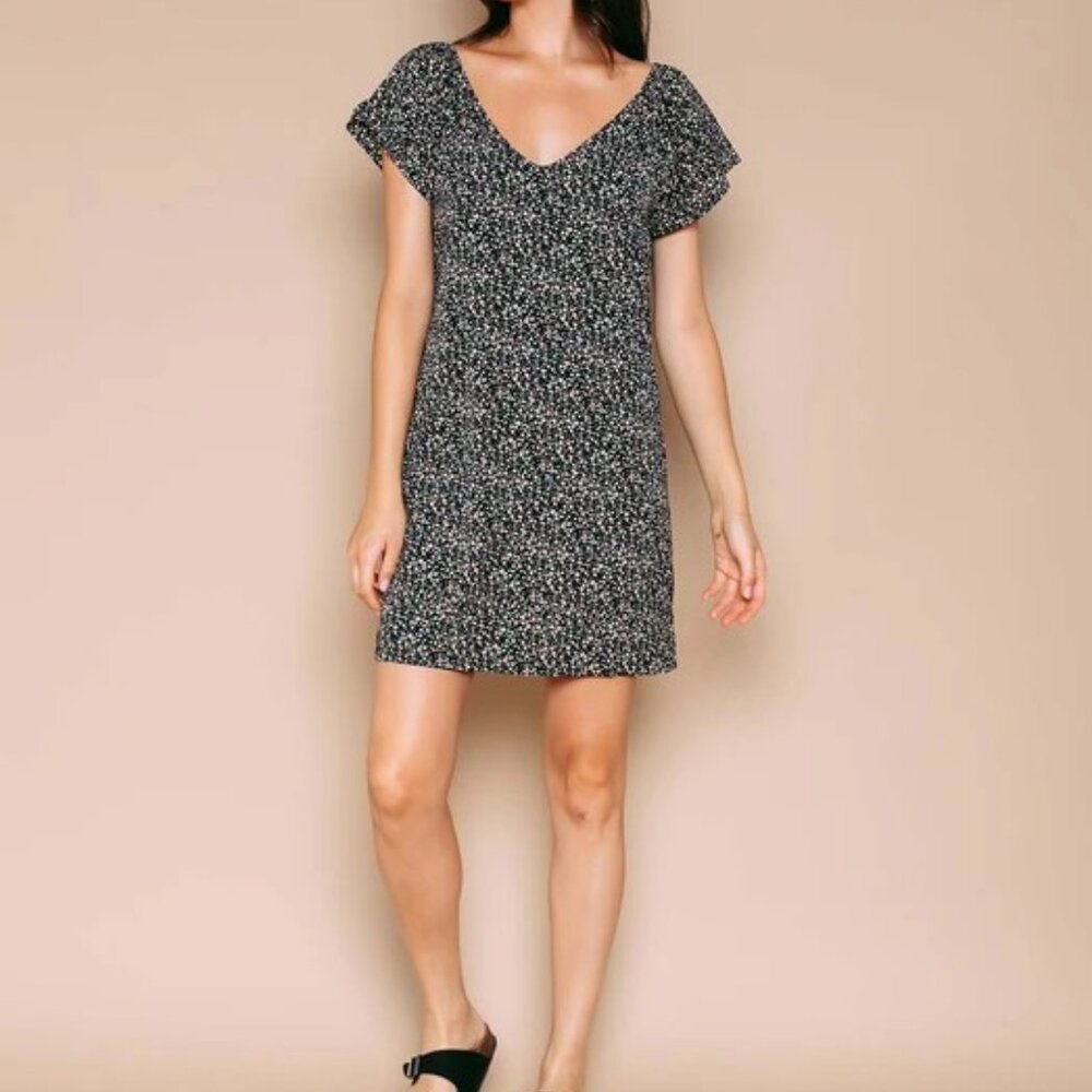 NWOT Orb Life Sz M Shelley Flutter Sleeve Tee Dress - Black Mini Floral